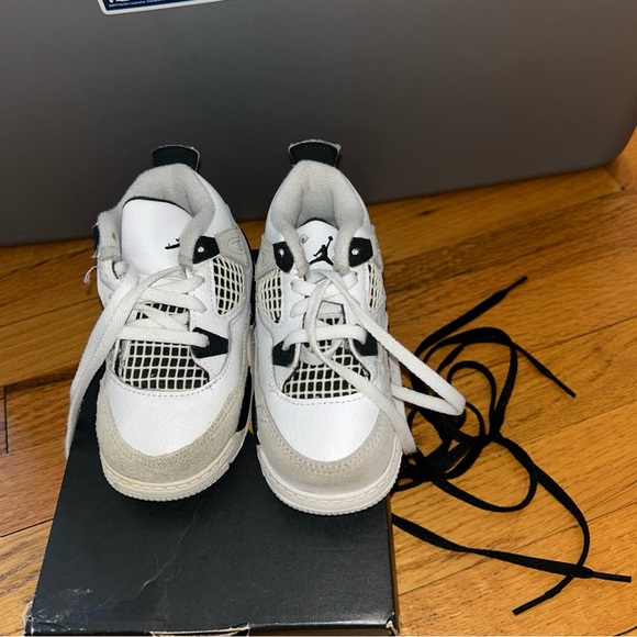 Jordan 4 Retro (TD) Military Black Air Jordan 4 Craft TD \u0027Medium Olive\u0027 - FB9930-200